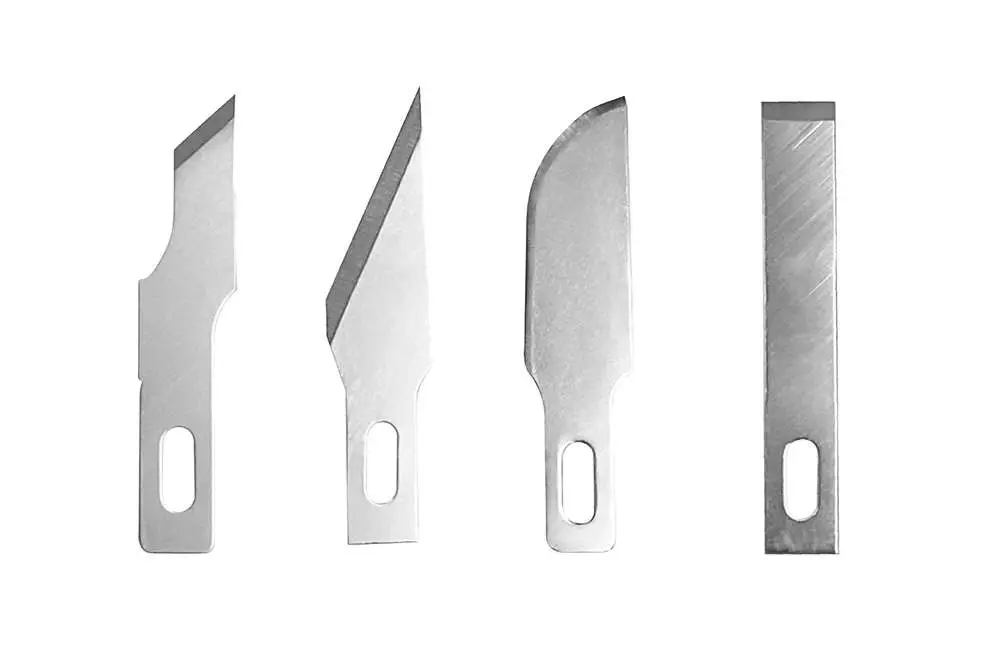 Figurine 5 assorted blades for knife no. 1